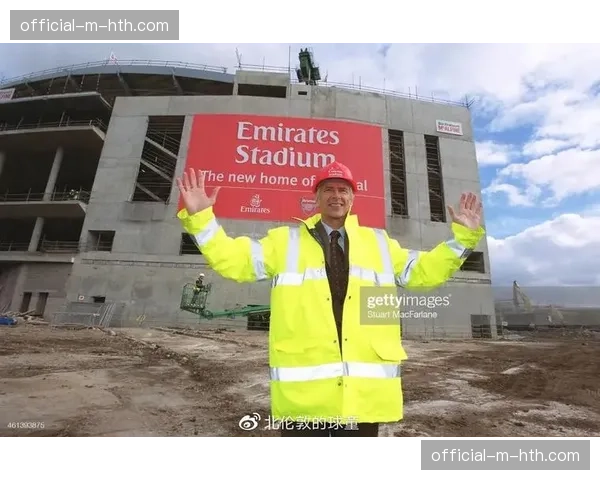 法国政府支持球场建设，基础设施投资加码